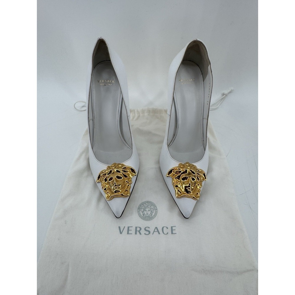Versace White Leather Icon Medusa Pointed Toe Pumps Size 38